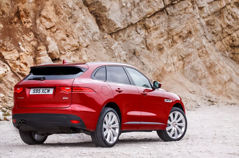 What Makes a Luxury Car Rental the Best Choice for Business Travel in Perth