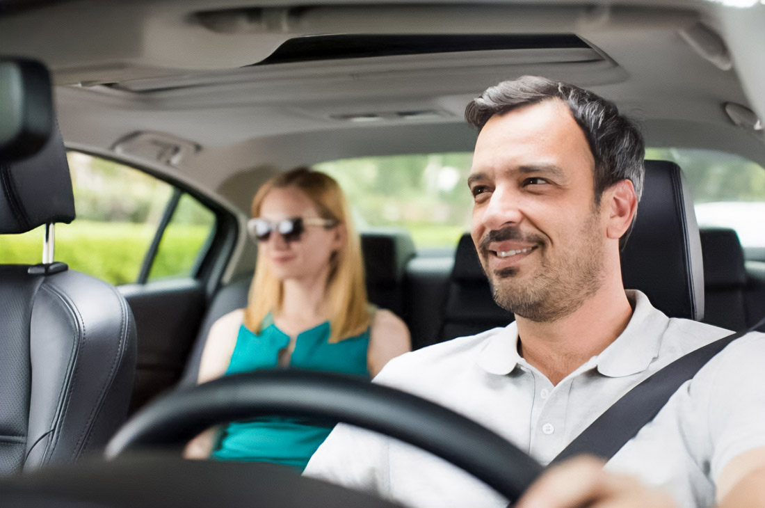 How to Save Time on School Runs with a Professional Chauffeur Service